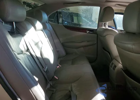 2004 Lexus Es 330 z USA, uszkodzony, nr VIN JTHBA30G340019201